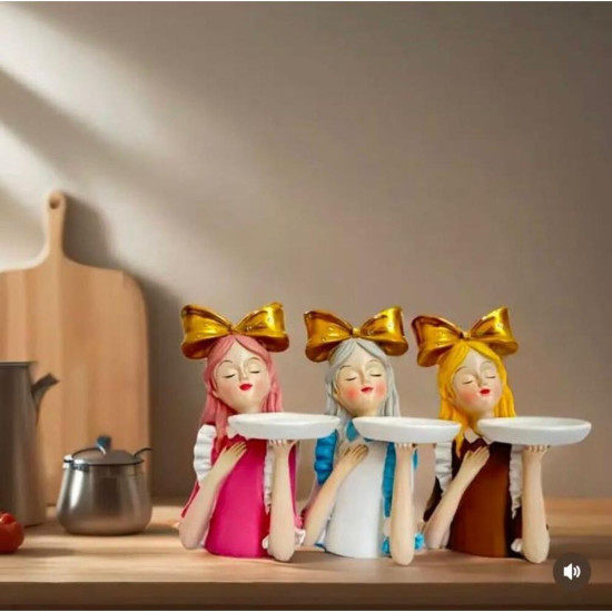 Mini Tepsili Sunumcu Kız Silikon Kalıp KS3170 Mini Tepsili Sunumcu Kız Silikon Kalıp KS3170