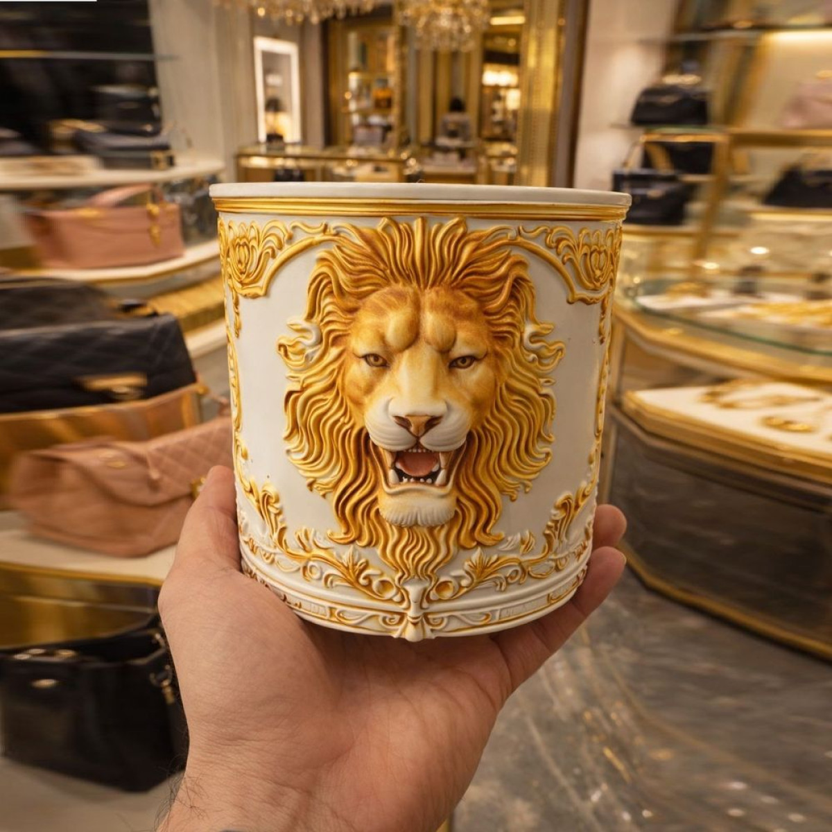 KS3706 Aslan Kabartmalı Saksı Silikon Kalıbı