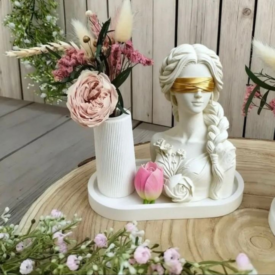 Gözleri Kapalı Örgü Saçlı Kız Mum Modeli Silikon Kalıp KS3380